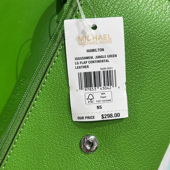 Michael Kors Hamilton Large Leather Flap Continental Wallet
Jungle Green… - Picture 12 of 16